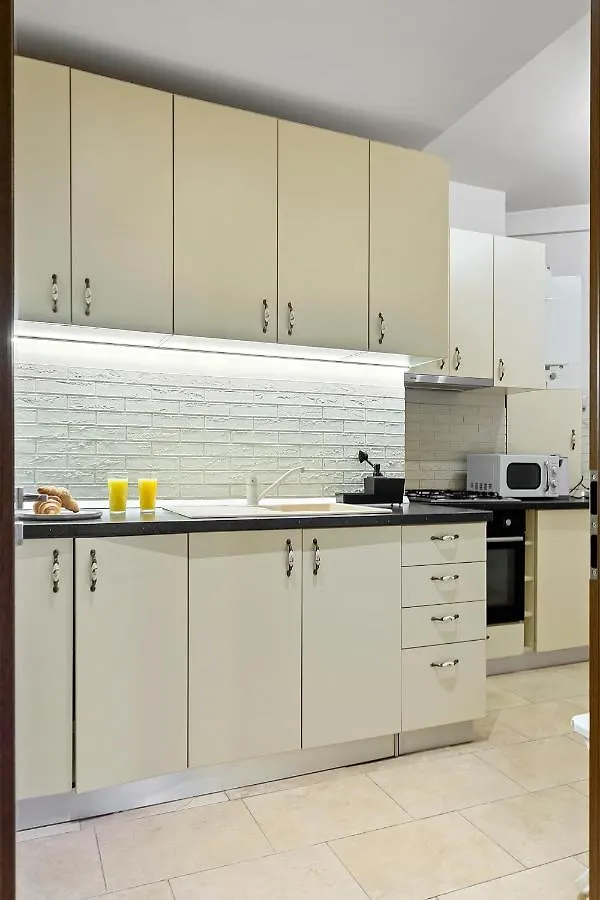 City Heart Retreat Elegant Apartment Bucarest