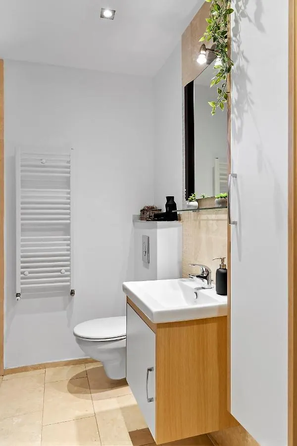 City Heart Retreat Elegant Apartment Bucarest