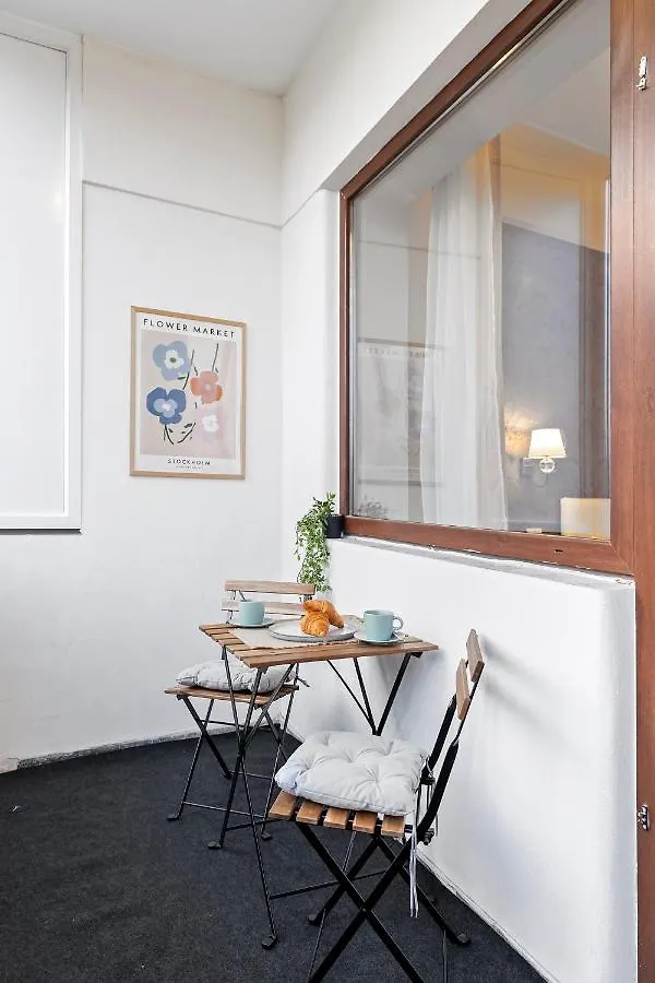 City Heart Retreat Elegant Apartment Bukarest