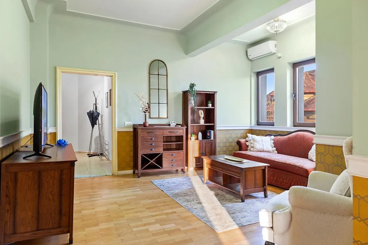 City Heart Retreat Elegant Apartment Bucarest 0*,  Romania